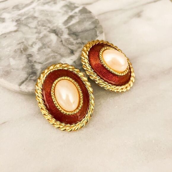 Vintage Large Faux Pearl Earrings-Clip On, Oval Cabochon, Rust Red Gold Toned - Picture 3 of 7
